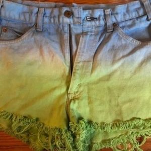 LEVI REGULAR 913 SHORTS TIE DYED SIZE 34